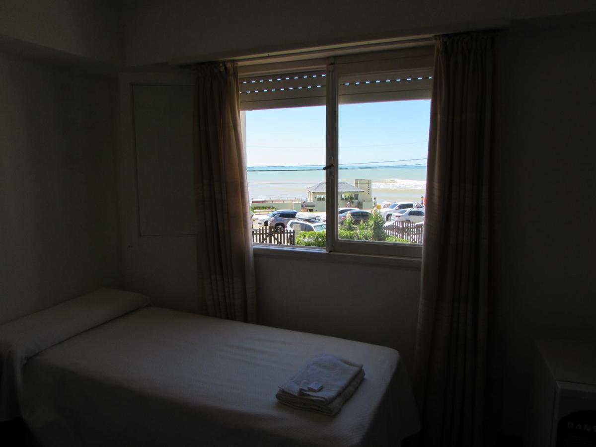 Hotel Brisas Del Mar Мирамар Екстериор снимка