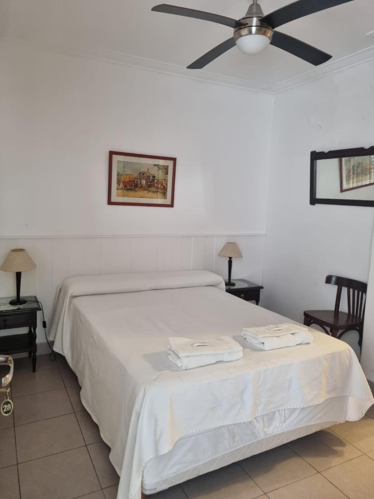Hotel Brisas Del Mar Мирамар Екстериор снимка